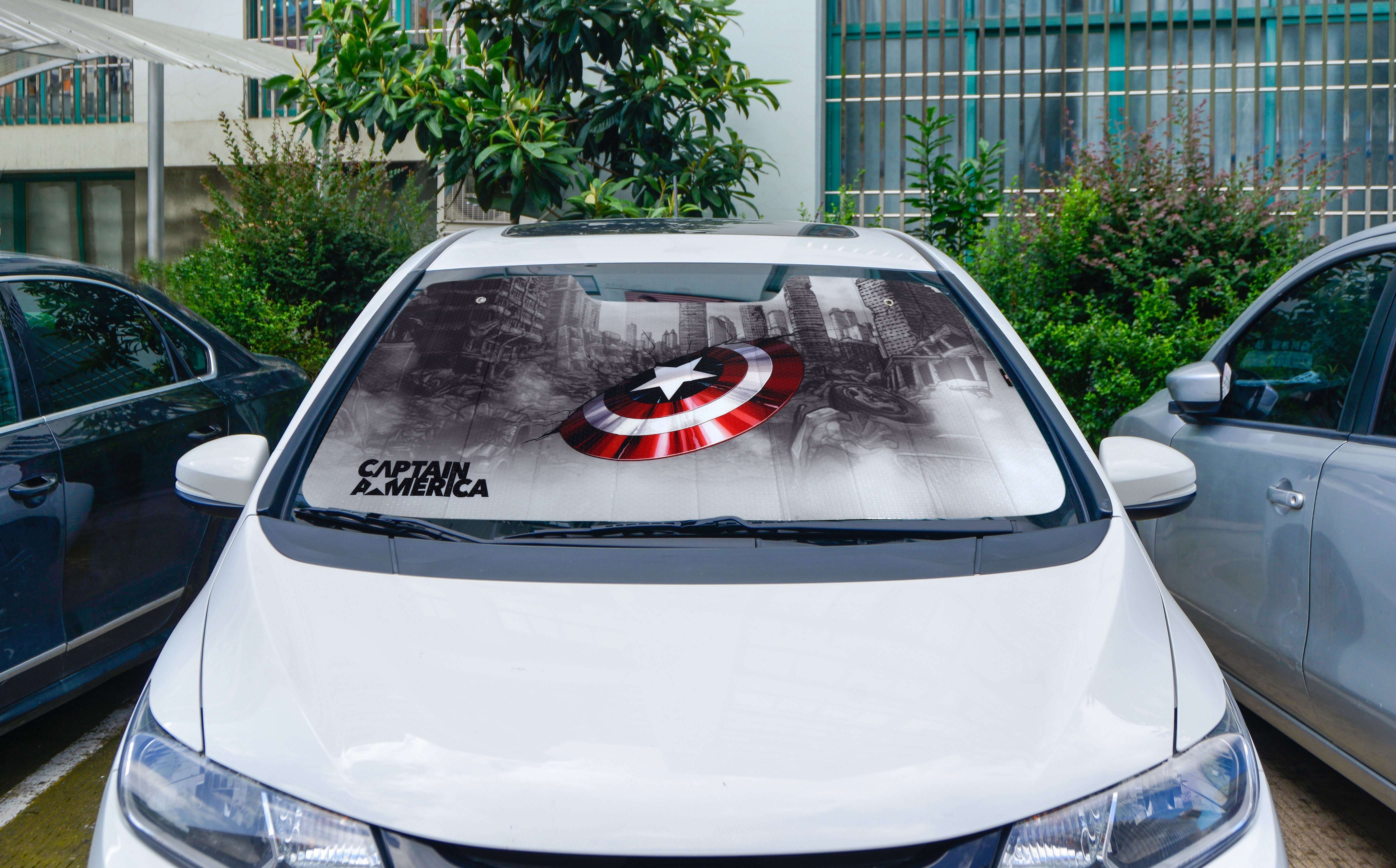 Marvel Avengers Sun Shade [150cm x 70cm] - CAPTAIN AMERICA