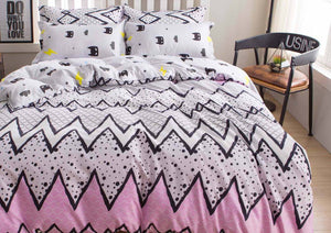 Queen Size 3pcs Pink with Cute Black Pattern Quilt Cover Set