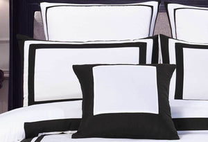 Queen Size Modern White Black Rectangle Pattern Quilt Cover Set (3PCS)