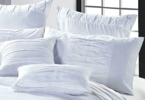 King Size White Pintuck Quilt Cover Set (3PCS)