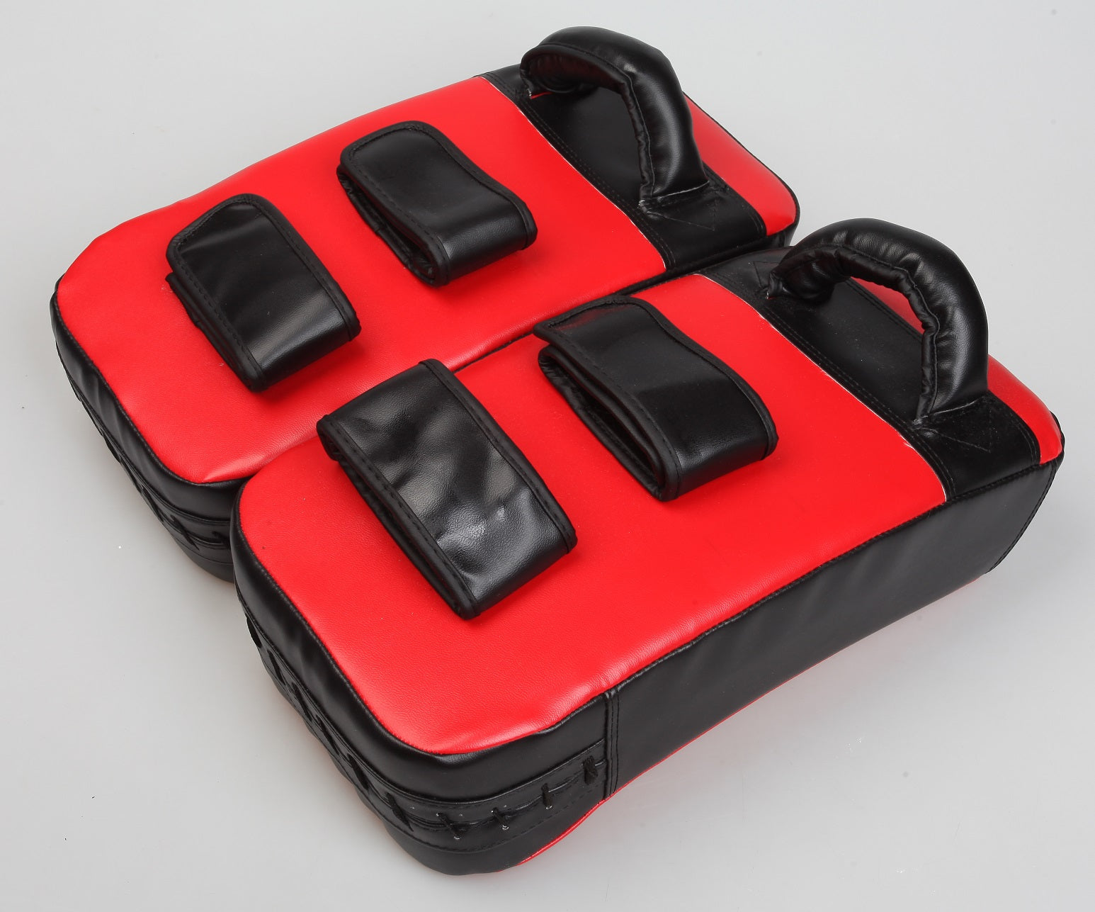 2 x Thai Boxing Punch Focus Pad Mitts Training Hit Strike Shield