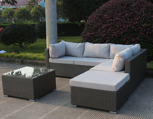 Levanzo Super Modular With Chaise and Table
