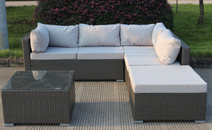Levanzo Super Modular With Chaise and Table