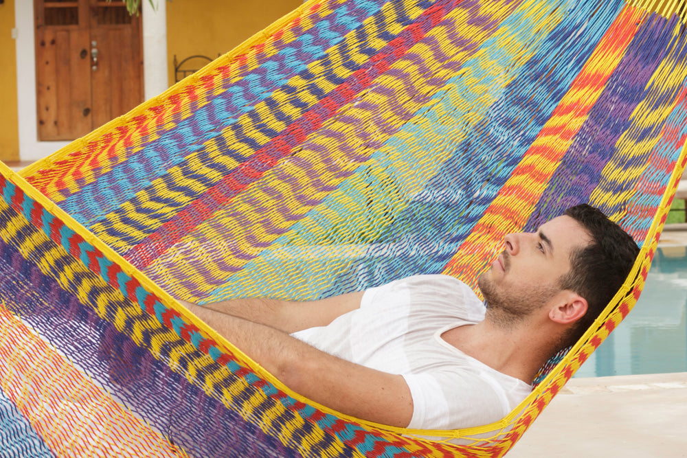 King Size Outdoor Cotton Hammock in Confeti