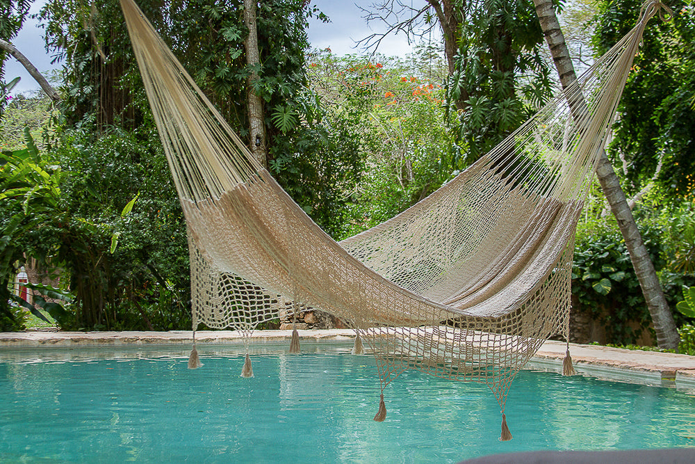 Deluxe Outdoor Cotton Mexican Hammock  in Cream Colour King Size